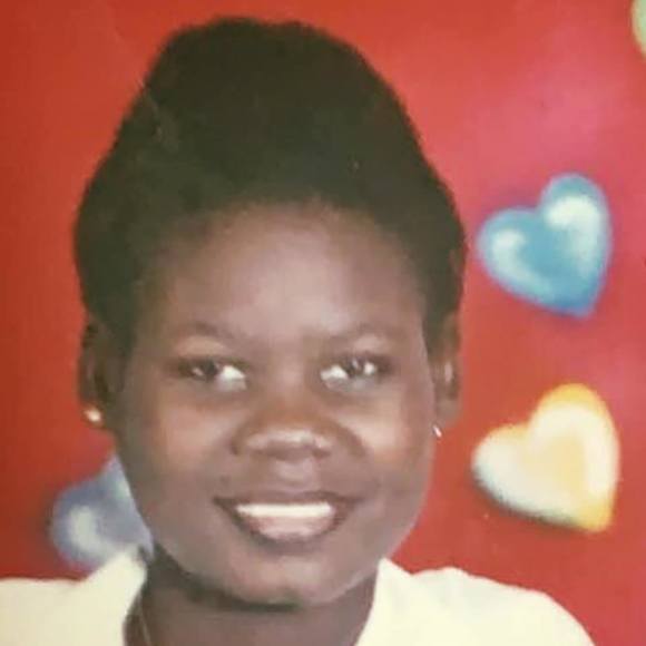 Sus Achor - Poshmark Profile Picture of Sus Achor (@susiejal25) on Poshmark