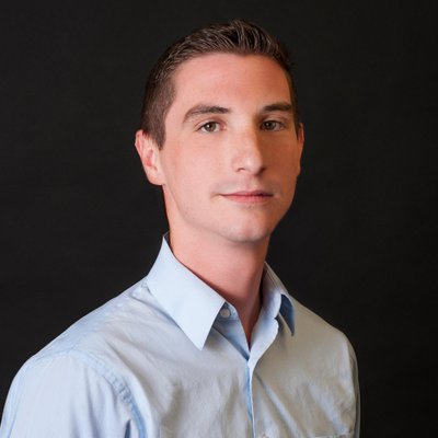 Profile Picture of Derek Wilkes (@HippoBeersDerek) on Twitter
