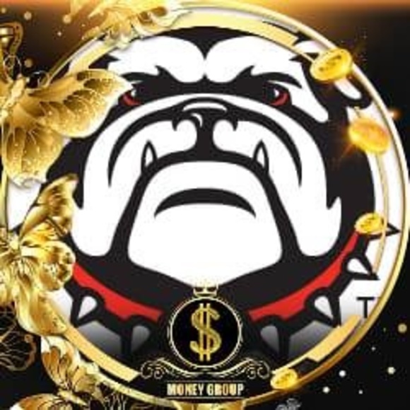 Profile Picture of Matt Keating (@fatmatt799) on Poshmark