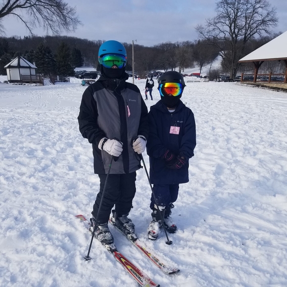 Edward Rakowski - Poshmark Profile Picture of Edward Rakowski (@edwardrakowski) on Poshmark