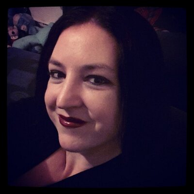 Profile Picture of Stacey Burrows (@StaceyBurrows01) on Twitter
