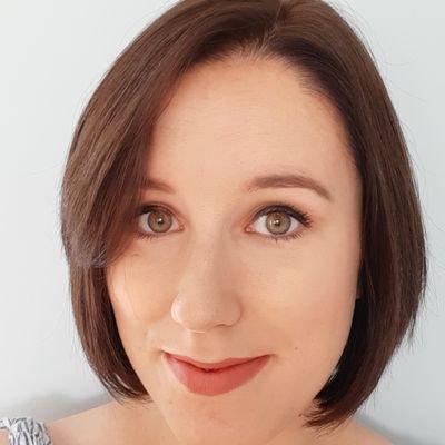 Profile Picture of Claire Casey (@clairecasey91) on Twitter