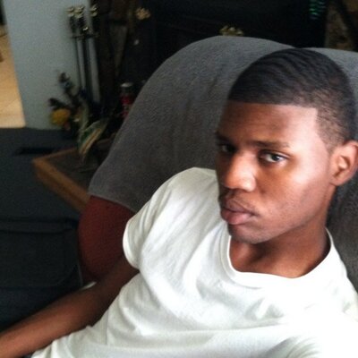 Profile Picture of Thomas Booker (@i_stand_al0n3) on Twitter