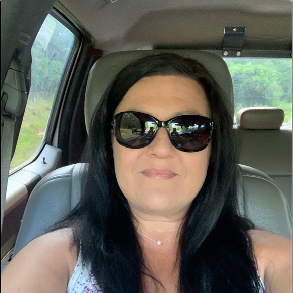 Profile Picture of Donna Chastant (@donnachastant) on Poshmark