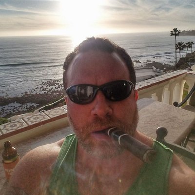 Profile Picture of Ryan Mullinax (@senor_mullinax) on Twitter