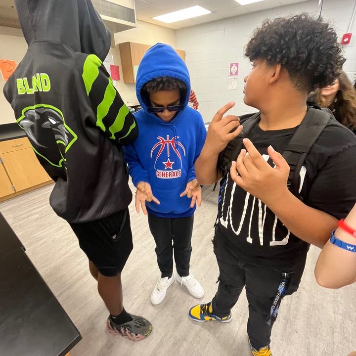 Profile Picture of C5🏈 (@carlosborrell10) on Tiktok