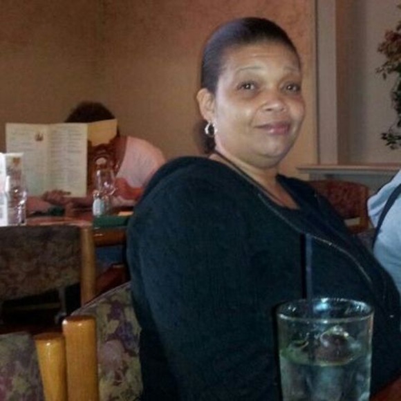Profile Picture of Donna Williams (@dw8635019) on Poshmark