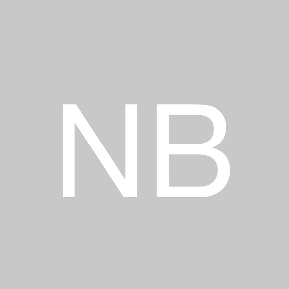 Profile Picture of Nancy Bolduc (@enny114) on Poshmark