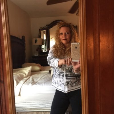 Profile Picture of Whitney Bryan (@WhitneyBryan14) on Twitter