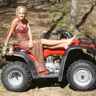 Profile Picture of Annabelle Ray. ✨ (@@AnnabelleRay) on Twitter