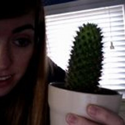 Profile Picture of Miss Carlos Lesch (@_MrsHackettPhDD) on Twitter