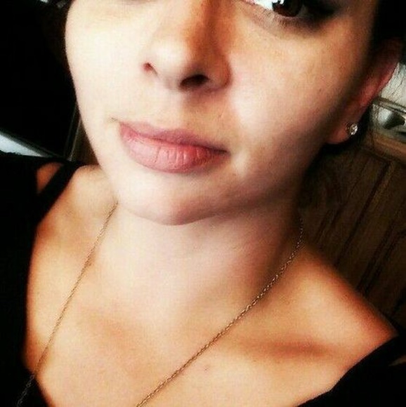Profile Picture of Beth Crawford (@bethcrawford13) on Poshmark