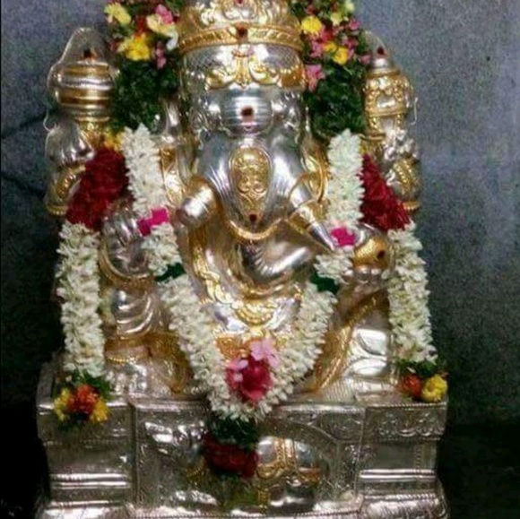 Profile Picture of Srinivasa Ramaswami (@srinu_ramaswamy) on Poshmark