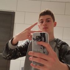 Profile Picture of Allan Toth (@Monsi3eur) on Twitter