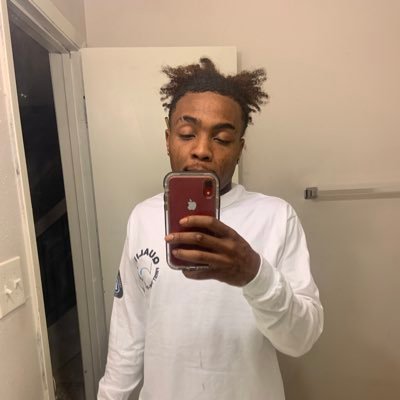 Profile Picture of Ray Ray From Sùmmėrhïłł 💔 (@Rashon_Bates) on Twitter