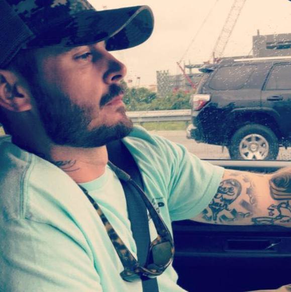 Profile Picture of Stephen Keenan barrs (@stephenbarrs81) on Poshmark
