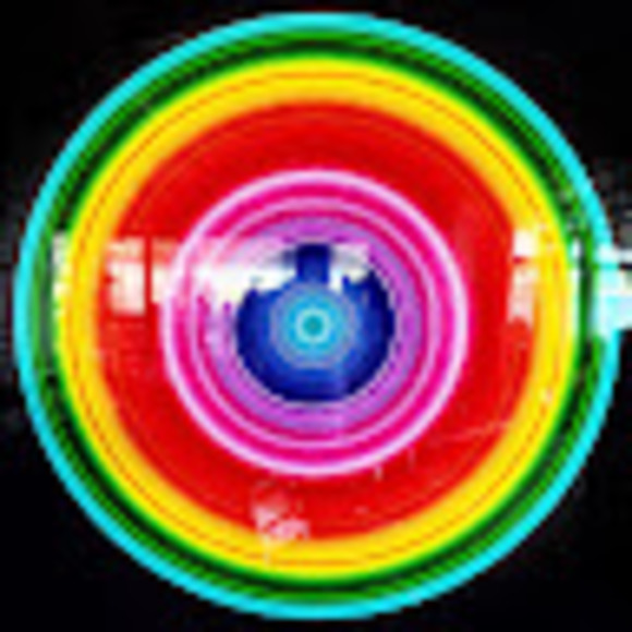 Profile Picture of Alex Jones (@alexjones6658) on Poshmark