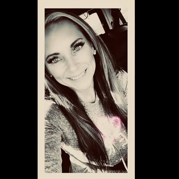 Profile Picture of Brandy Rogers (@holyfit228) on Poshmark