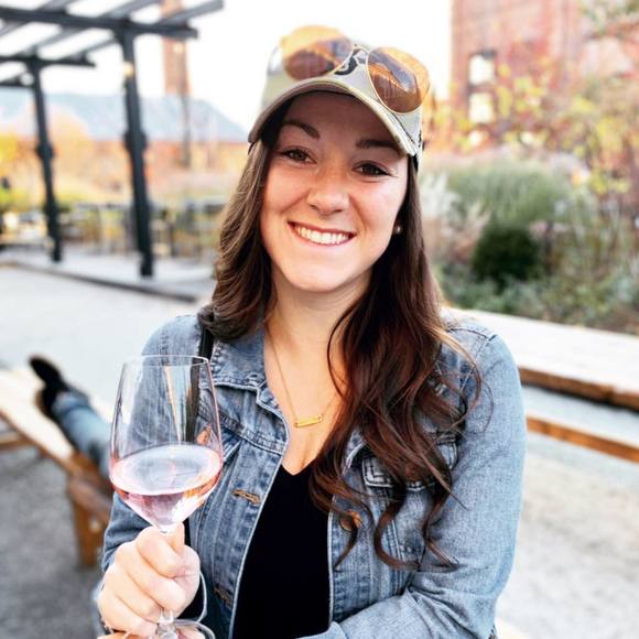 Profile Picture of Katelyn Donovan (@katelyndonov286) on Poshmark