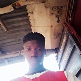 Profile Picture of Frosh Spiton (@folakemi.esther.940) on Facebook