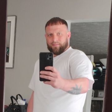 Profile Picture of Allen Keller (@amasonicmillennial) on Tiktok