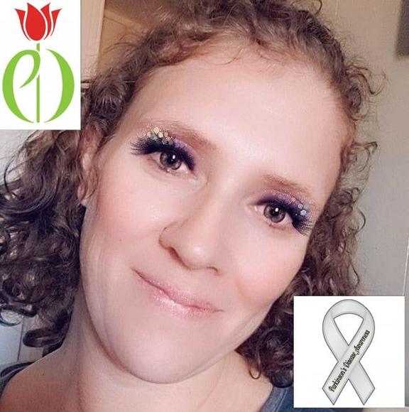 Profile Picture of Heather Duncan (@yellowdal) on Poshmark