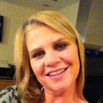 Profile Picture of Paula Bellamy (@paulamb1971) on Twitter