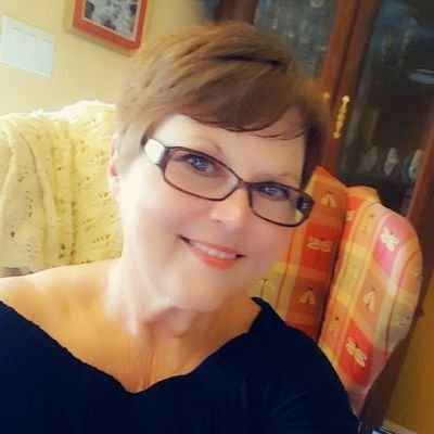 Profile Picture of Barbara Euler (@euler_barbara) on Twitter