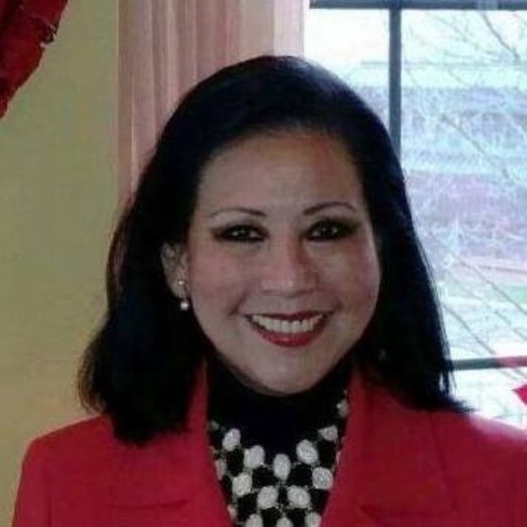 Profile Picture of Janet Bolante (@janetbolante) on Poshmark