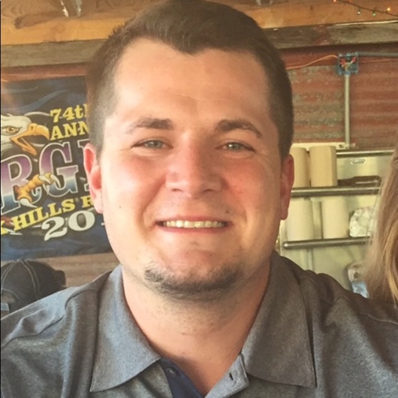 Profile Picture of Matt Harmon (@mharmon2424) on Poshmark