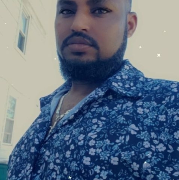 Profile Picture of Yonas Hagos (@yonas_hagos90) on Poshmark