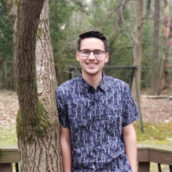 Profile Picture of Alex Fearnow (@alfearnow94) on Poshmark