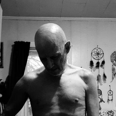 Profile Picture of Robert Kerley (@roebertkerly123) on Twitter