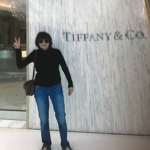 Profile Picture of Aneda Uzzo miller (@anedajose) on Poshmark