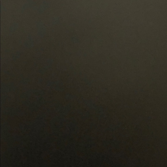 Profile Picture of Ivan Luviano (@ivan2524) on Poshmark