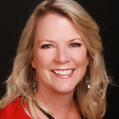 Profile Picture of Teri Allen (@DesertHomDesign) on Twitter