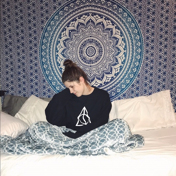 Profile Picture of Megan Linsdau (@mlinsdau) on Poshmark