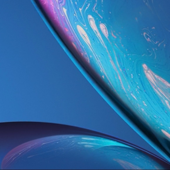 Profile Picture of Andrea Robledo (@robledoa94) on Poshmark