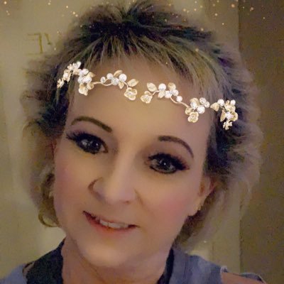 Profile Picture of Jeannie (@iBankerGirl620) on Twitter