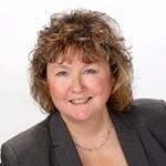 Profile Picture of Lori Strum, Iowa Realty (@lstrumiarealty) on Instagram
