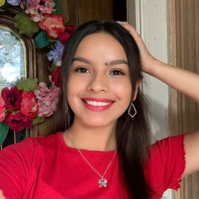 Sofia Luna 🌸 - Twitter Profile Picture of Sofia Luna 🌸 (@_sofiacq) on Twitter