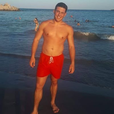 Profile Picture of Trif Robert (@TrifRobert2) on Twitter