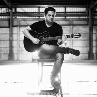 Profile Picture of Glenn Fernandez (@glennfz) on Facebook