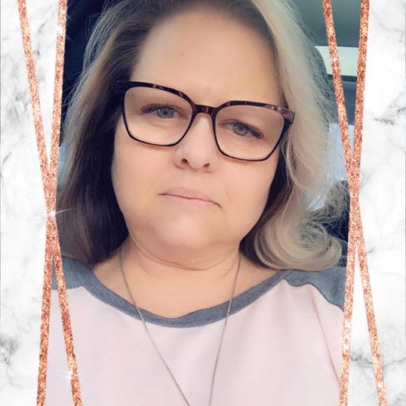 Profile Picture of Kim Walker-ketron (@walker_ketron) on Poshmark