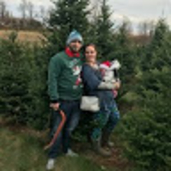 Profile Picture of Kenneth Skocik (@kenskocik) on Poshmark