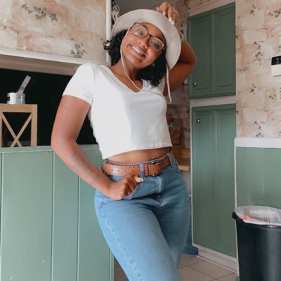 Profile Picture of Kelsey Mackey (@KelseyMackey12) on Twitter