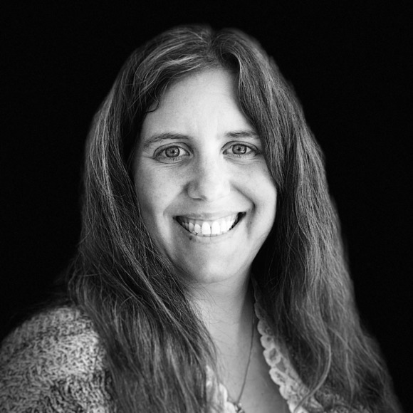 Profile Picture of Amber Hannon (@ahannon8) on Poshmark