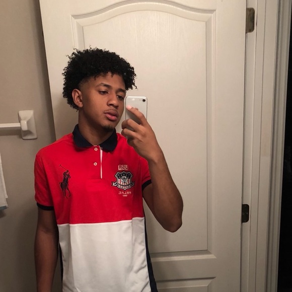 Profile Picture of Calvin Rodriguez (@thelifeofcalvin) on Poshmark