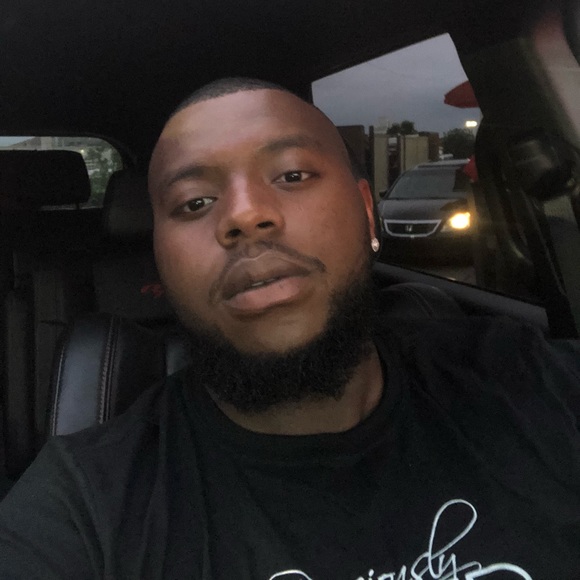 Profile Picture of Kevin Williams (@kwill166) on Poshmark