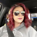 Profile Picture of Andrea Makowski-Kidd (@gurlychit_n_elbowgrease) on Instagram